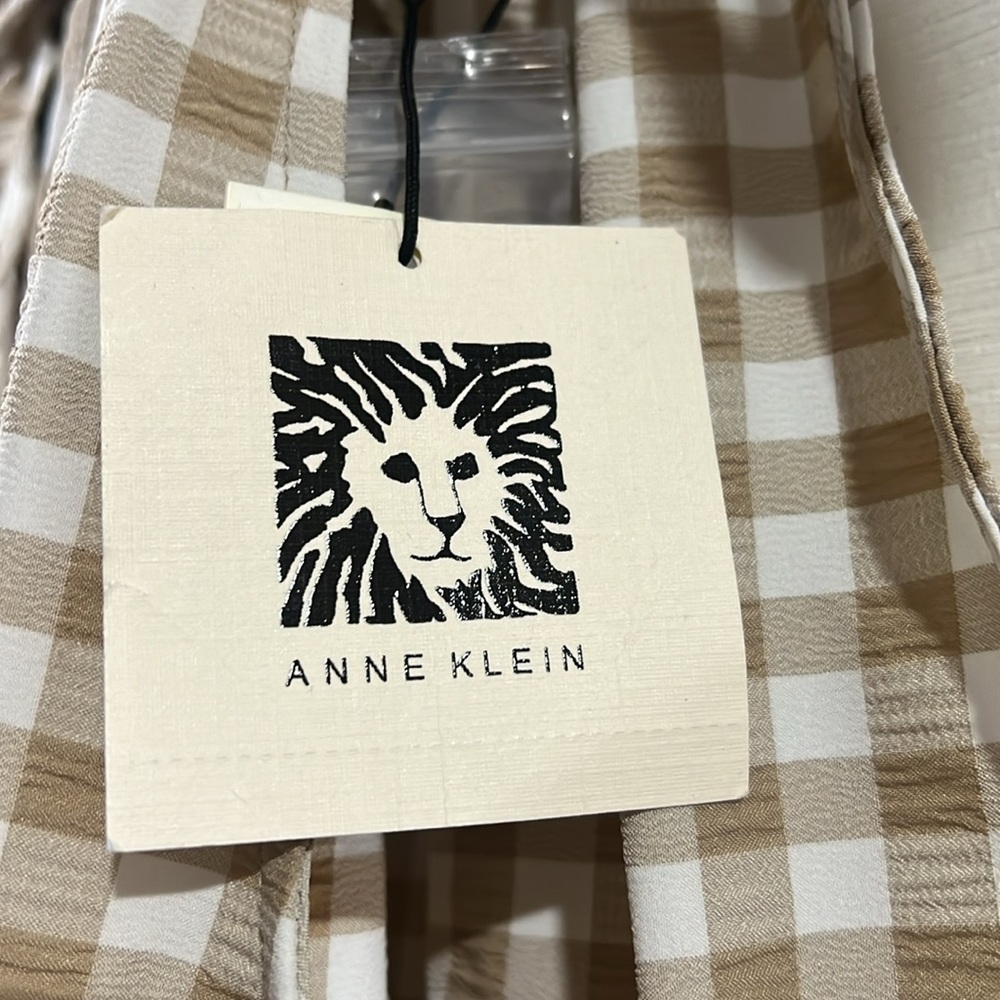 Nice shirt - Picture 5 of 5